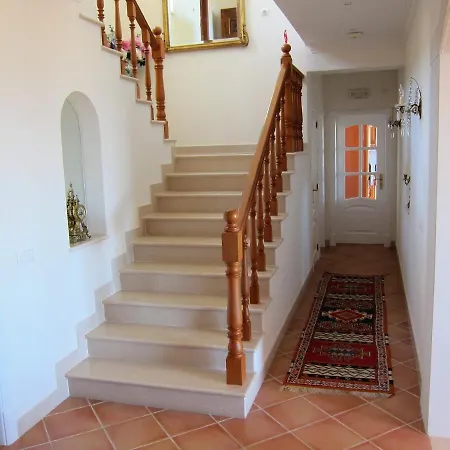 Reves D'ocean Bed & Breakfast *